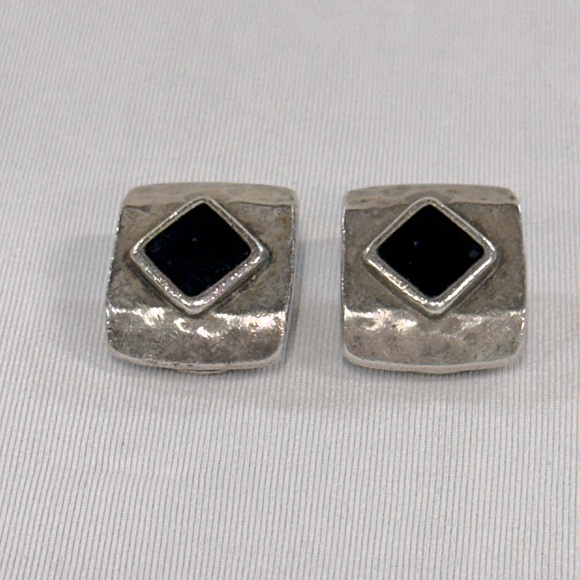 Vintage Hammered Silver Plated Clip-on Earrings - Picture 1 of 2